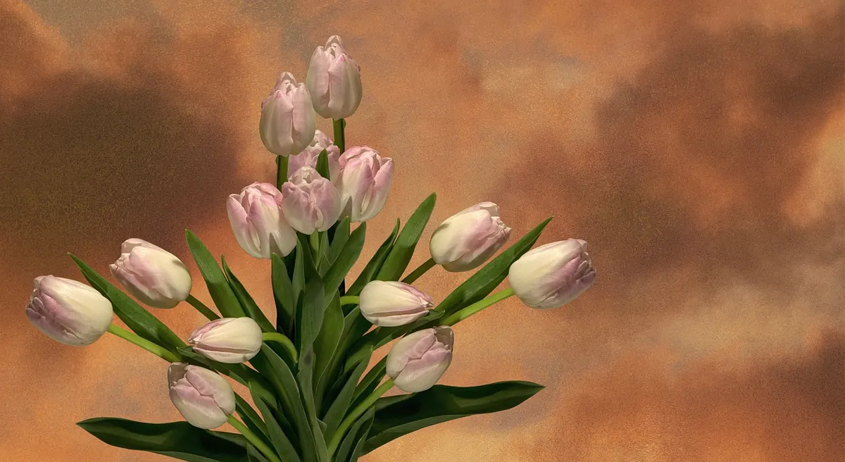 How to Arrange Tulips Like a Professional Florist